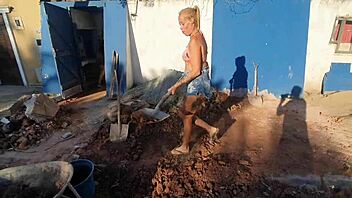 Latina pornstars fada mel and paty bumbum build a pool with el toro de oro