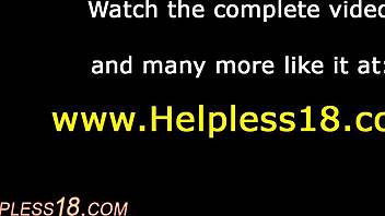 Stoppos 18+ tinédzser keményen dugva vad BDSM felvételeken