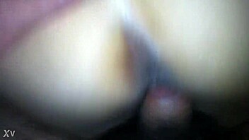 Wife from Mexico gets kinky with vegetables in HD video