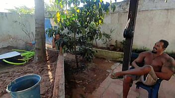 Latina pornstars fada mel and paty bumbum build a pool with el toro de oro