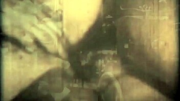 Step sister gets a hot blowjob in vintage porn