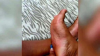 suzy furacao showing her ebony feet on a brazilian webcam video call