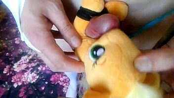 Punish Applejack in shibari bondage?