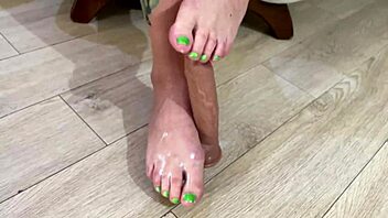 Do you want Mistress Nika to give you a footjob with her dildo and sexy toes?