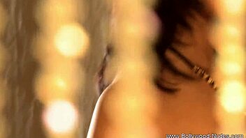 Intense sex dance by Indian brunette.