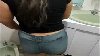 i fucked the maid hidden in the bathroom