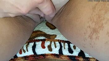 Fly girls look at each other's pussies and jerk off to orgasm.