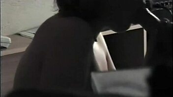 Amateur Girl Sucks Cock in Intense Oral Session with Deep Throat Action and Passionate Blowjob