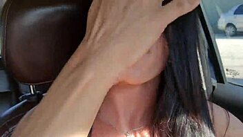 Big cocked pornstar does anal in car