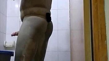 Is My Zentai Bath Slave Ready For Femdom Play?