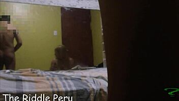 Peruvian amateur Cameron indulges in kinky pleasures