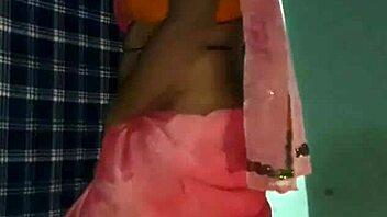 want to see a shemale dance mujra in saree?