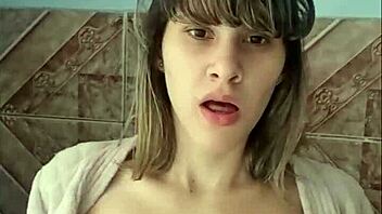 i got off in the building hallway so risky 😜