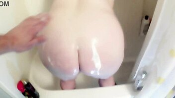 Cougar and amateur couple have hairless sex