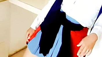 学校で巨尻ラテン学生をガン突き！