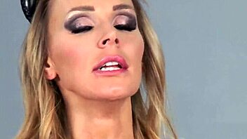 Tanya Tate and Amanda Tate engage in lesbian sex with toys