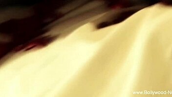 Solo Indian Babe Teases with Sensual Moves