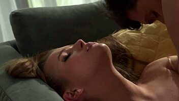 Small boobs beauty gets a blowjob and rough sex in HD