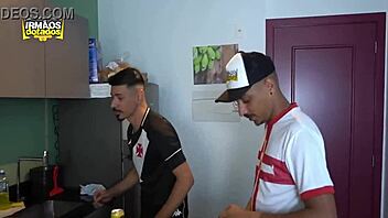 Amansando o Sogro: Tílio Hernandez and Lukas Alviti in Hot Gay Action with Rick Paixão!