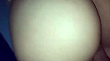 Chatting about banging my wife's juicy ass, so hot! 😍