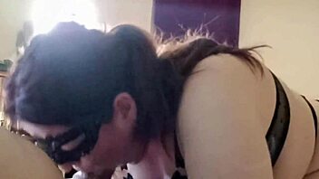 Amateur loses tooth while giving a face fuck