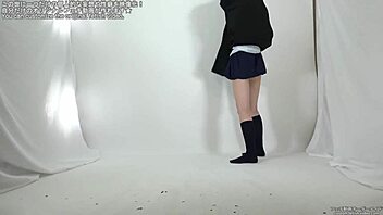 I try a blindfold for the first time.