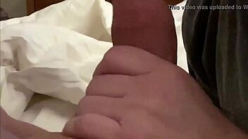 She gives a pawg blowjob