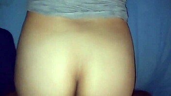 Chatting about banging my wife's juicy ass, so hot! 😍