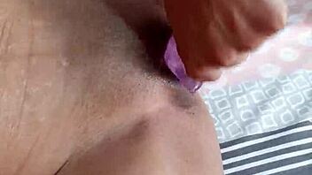 I, young teen slut, masturbate pussy to squirt for boss in POV