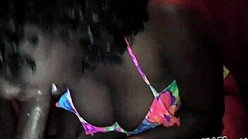 Big booty ebony girlfriend takes a blowjob and gives a handjob