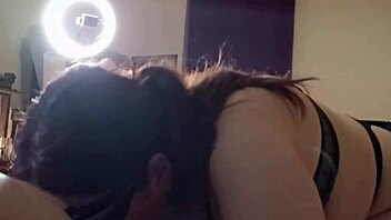 Amateur loses tooth while giving a face fuck