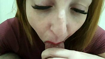 Ela me fez um boquete sentou no meu pau e deixou eu gozar muito dentro da sua buceta