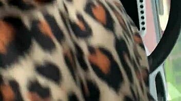 Deepthroat blowjob in the car surprises everyone