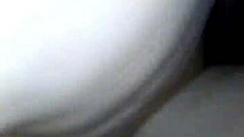 does this whore ride cock like a pro?