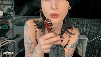 Lou Nesbit Lia Louise's Dirty Femdom JOI