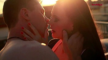 Oh, Porn Valentine! Rooftop Romance Turns Into Hardfucking!