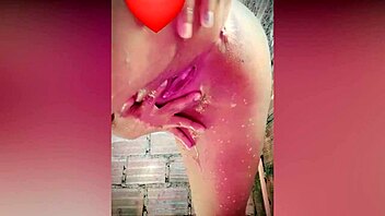 mi novia loves filming herself dancing and touching her pussy