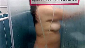 Latina MILF fingers her lover in homemade video