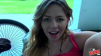 girlfriend gets fucked on porch