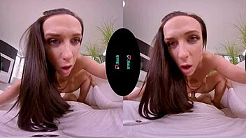 Petite Vrush girl Vinna Reed gets her tight pussy pounded in VR