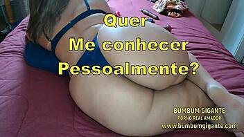 Amateur cuckold takes video of big natural butt