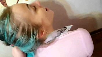 I’m such a good girl, wanna serve ya, my lord, play with me, I wanna be naughty for ya, ok?