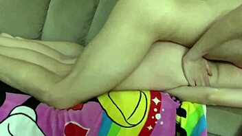 Merry Christmas Brings Joyful Homemade Fucking With Horny Wife And Babe In Amateurs Couple Sex Leading To Cum