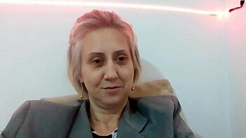 Even sick, my friend craved me, so i sucked him off nicely, stella still full on red 😘💋