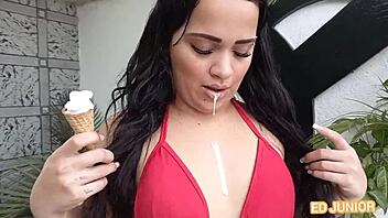 Tomando Sorvete Toma no Cu 100 Anal Completo no Red