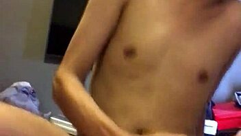 i'm riding this nice dick bareback