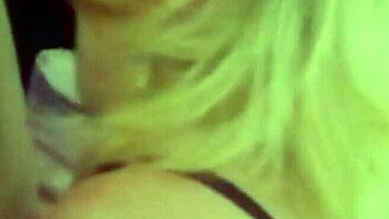 Sexy Blonde Deep Throating 9 Inch Thick Cock