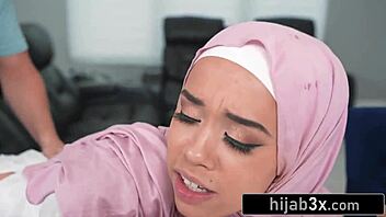 Arabic beauty gets her pussy pounded by a Christian boy