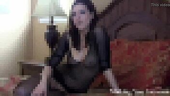 Suck dick for your Latina mistress now