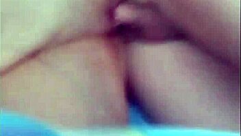 Fucking my girlfriend's pussy - Amateur couple